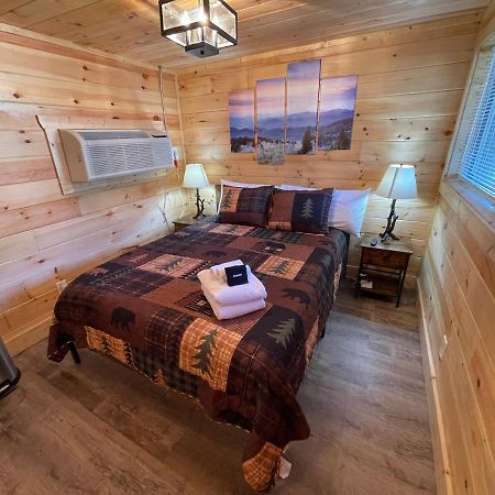 Newly Remodeled Motel In Gatlinburg! Eksteriør bilde